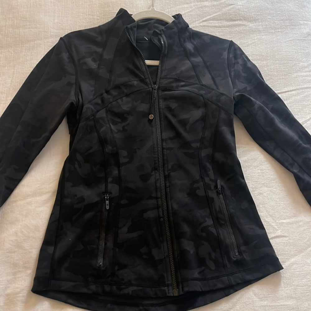 Lululemon define jacket camo
